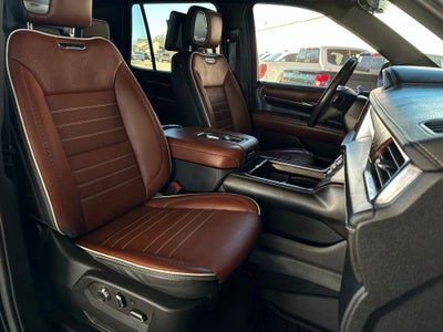 2023 GMC Yukon Denali Ultimate