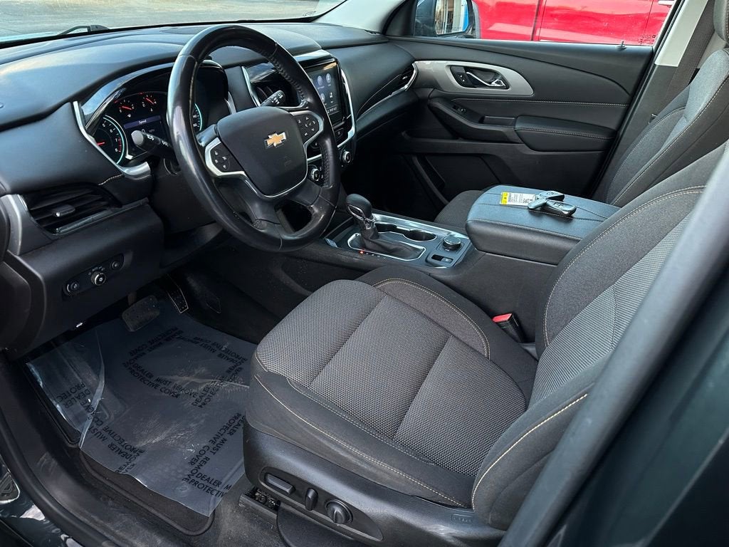 2021 Chevrolet Traverse LT Cloth
