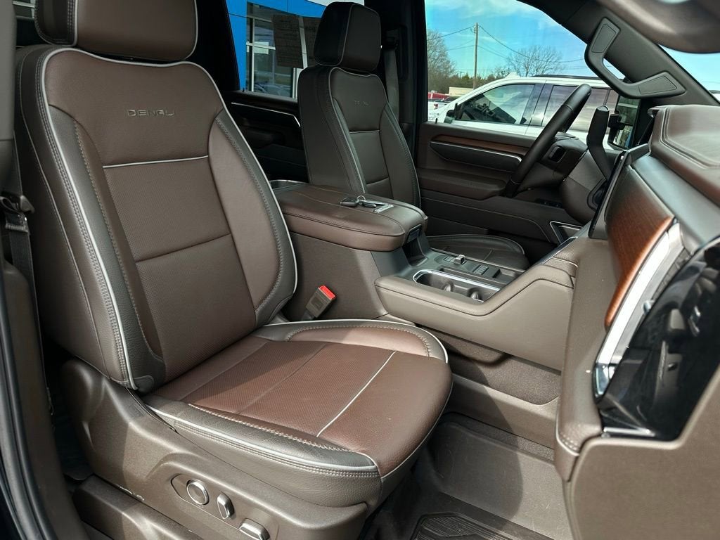 2025 GMC Sierra 2500 HD Denali