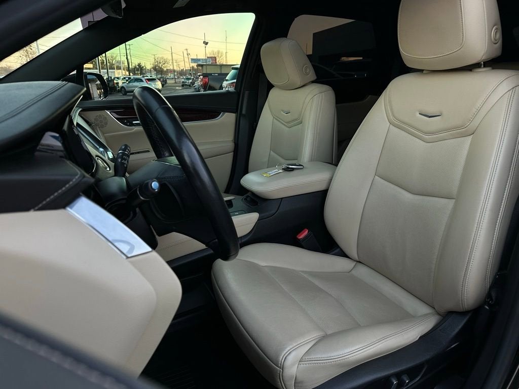 2018 Cadillac XT5 Luxury FWD