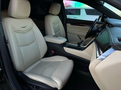 2018 Cadillac XT5 Luxury FWD