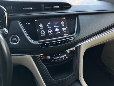 2018 Cadillac XT5 Luxury FWD