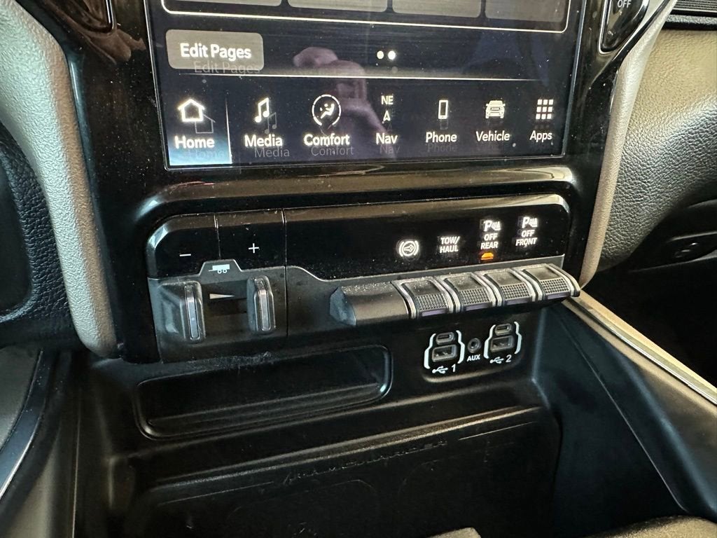 2022 RAM 3500 Laramie