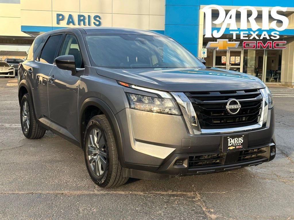 2024 Nissan Pathfinder S