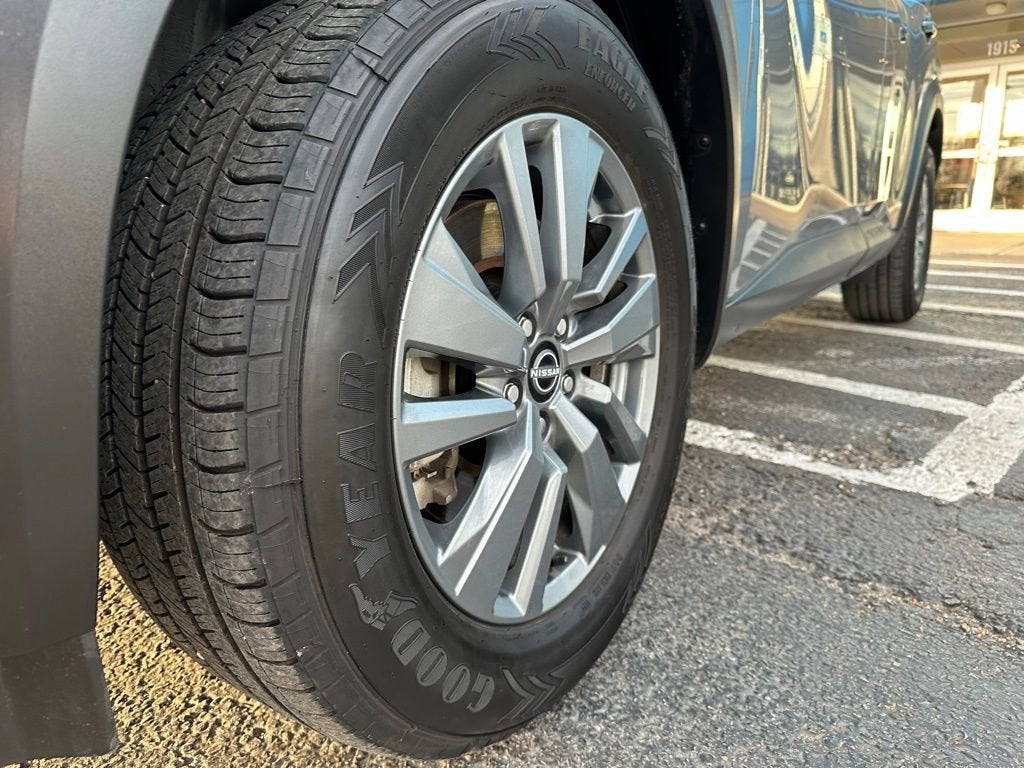 2024 Nissan Pathfinder S