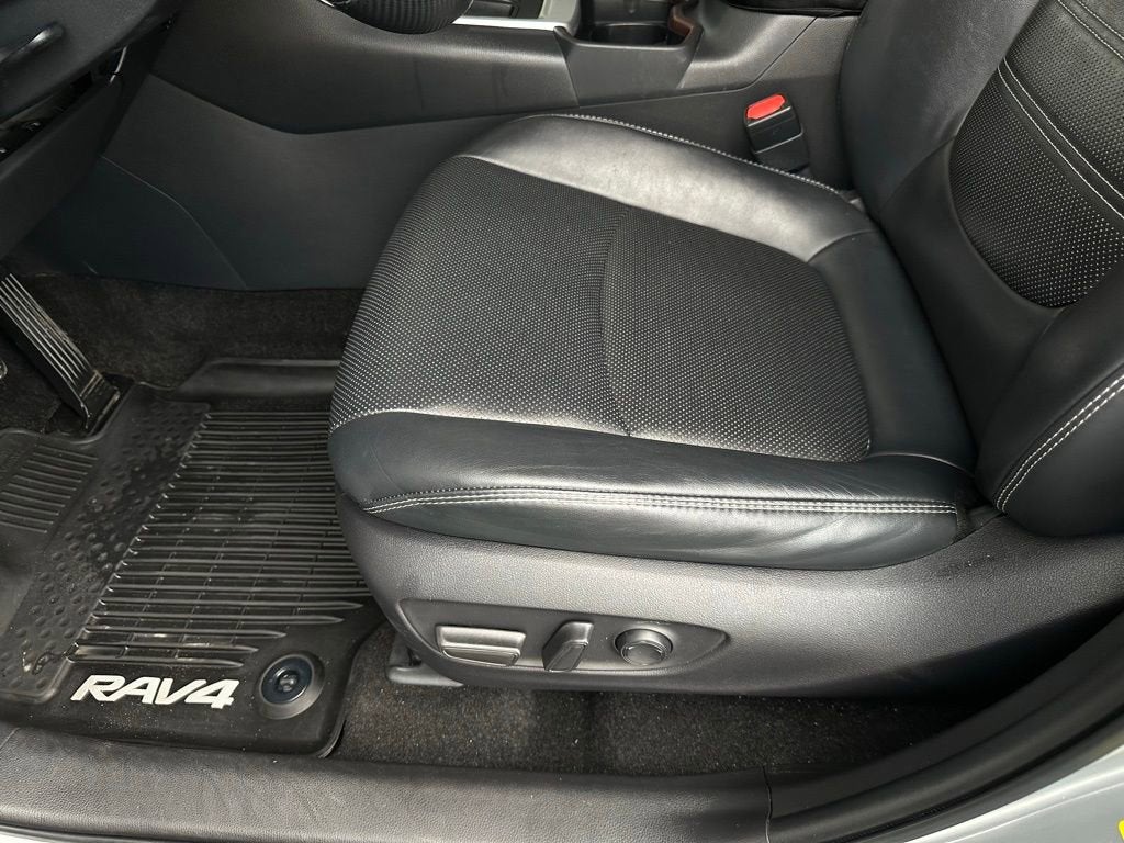 2019 Toyota RAV4 Limited