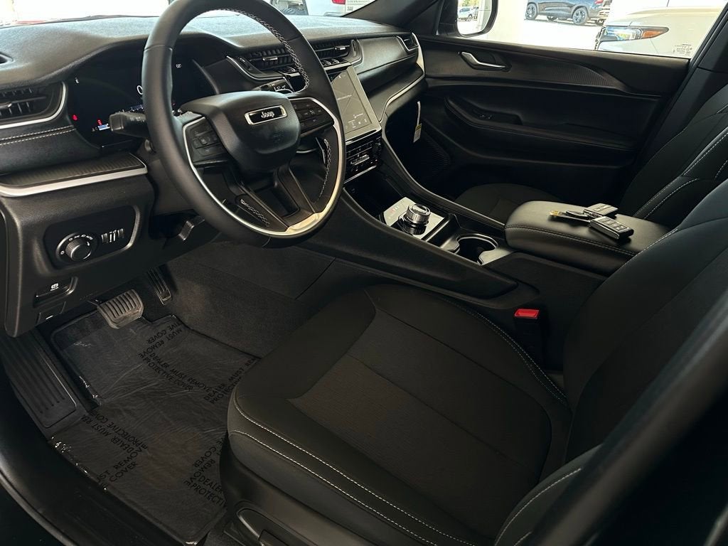 2025 Jeep Grand Cherokee L Laredo X