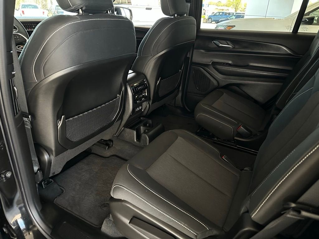 2025 Jeep Grand Cherokee L Laredo X