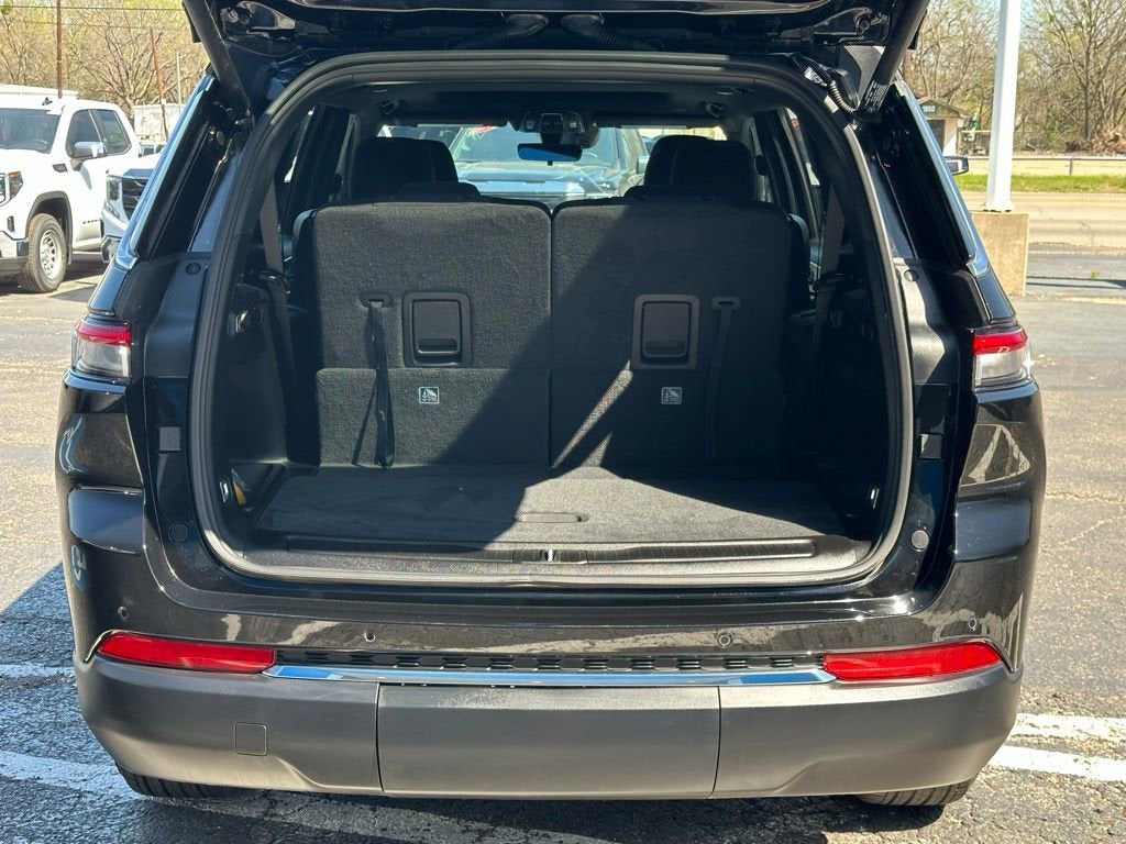 2025 Jeep Grand Cherokee L Laredo X