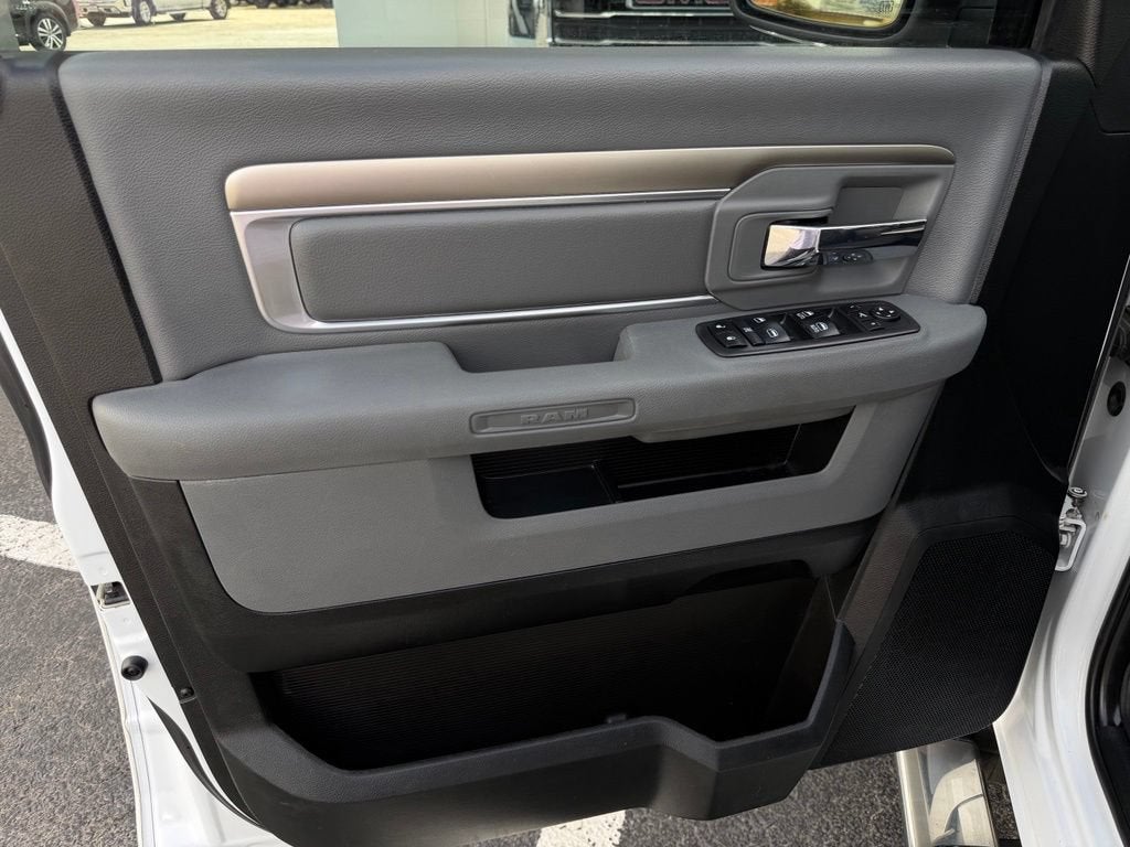 2018 RAM 1500 Lone Star Silver