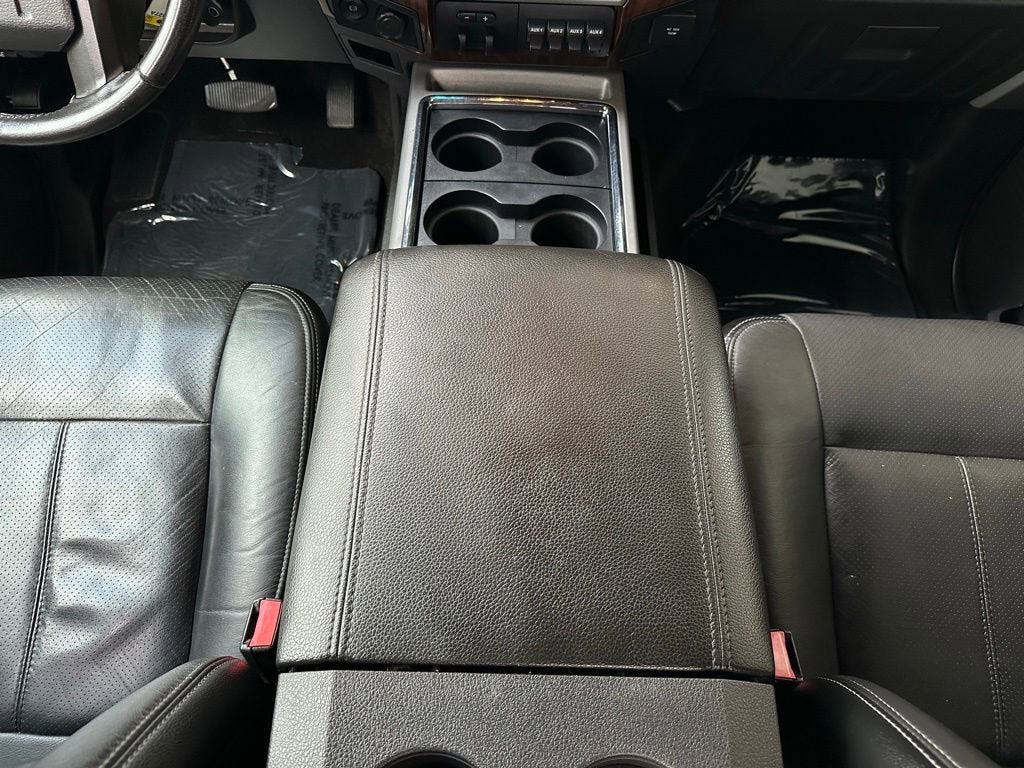 2015 Ford Super Duty F-250 SRW Lariat