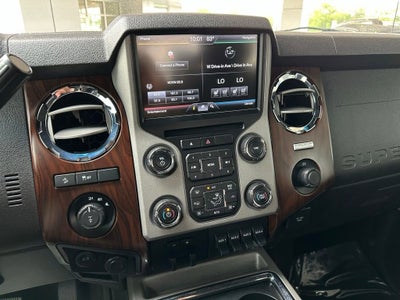 2015 Ford Super Duty F-250 SRW Lariat
