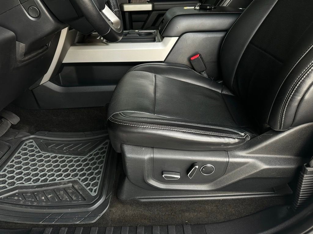 2017 Ford Super Duty F-350 SRW Platinum