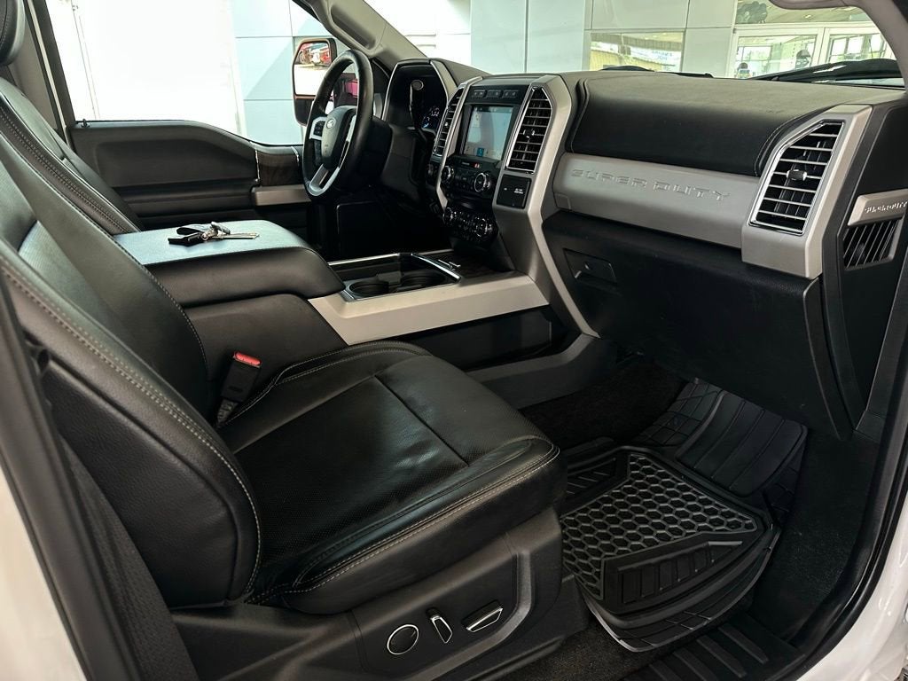 2017 Ford Super Duty F-350 SRW Platinum