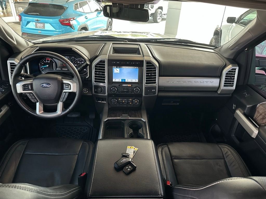 2017 Ford Super Duty F-350 SRW Platinum