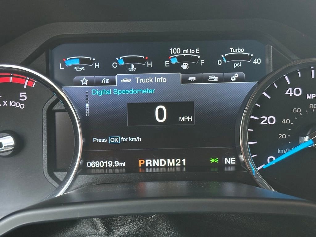 2017 Ford Super Duty F-350 SRW Platinum