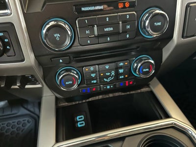2017 Ford Super Duty F-350 SRW Platinum