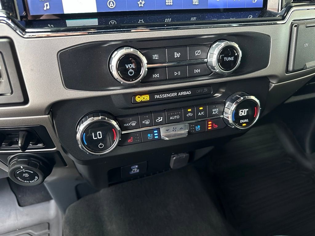 2022 Ford Super Duty F-450 DRW XL
