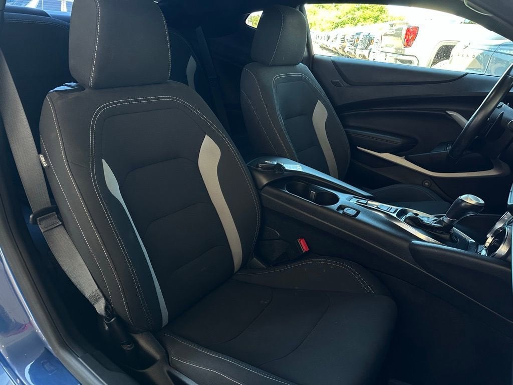 2021 Chevrolet Camaro 1LT