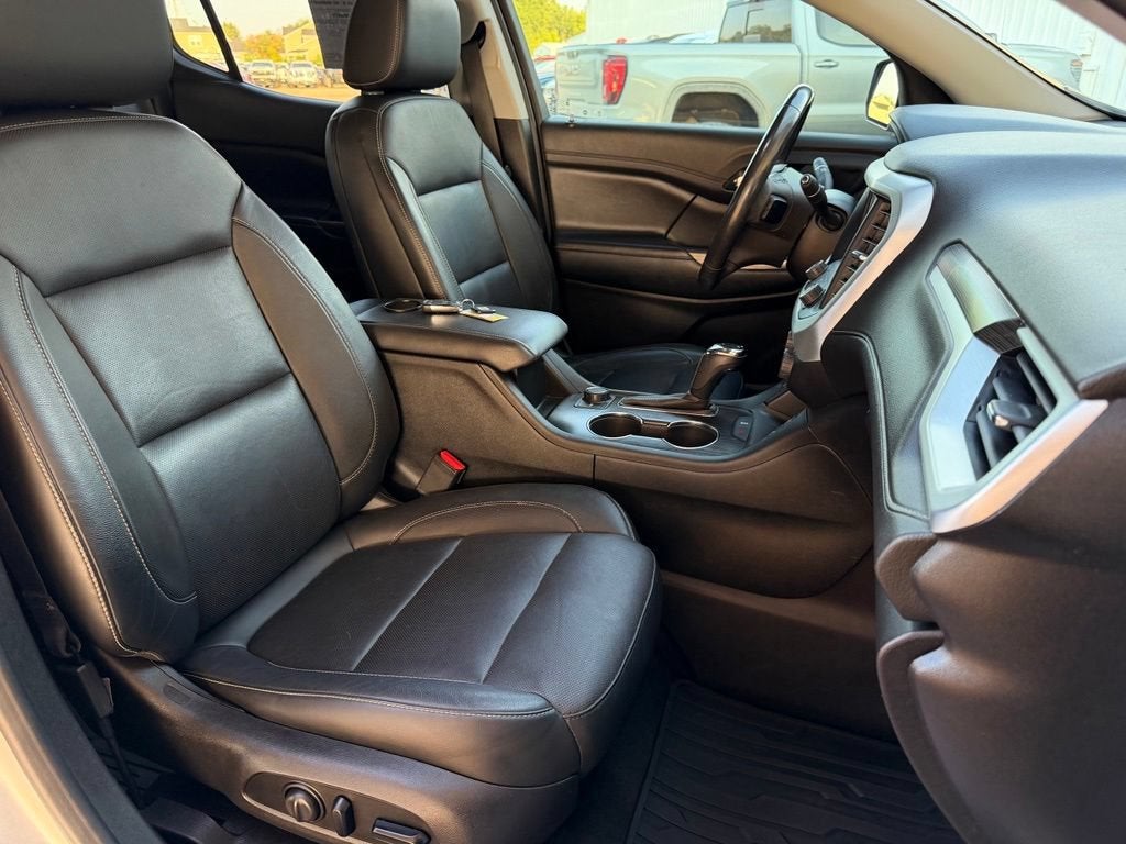 2019 GMC Acadia SLT