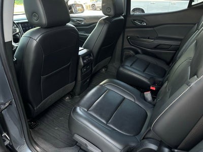 2022 GMC Acadia SLT