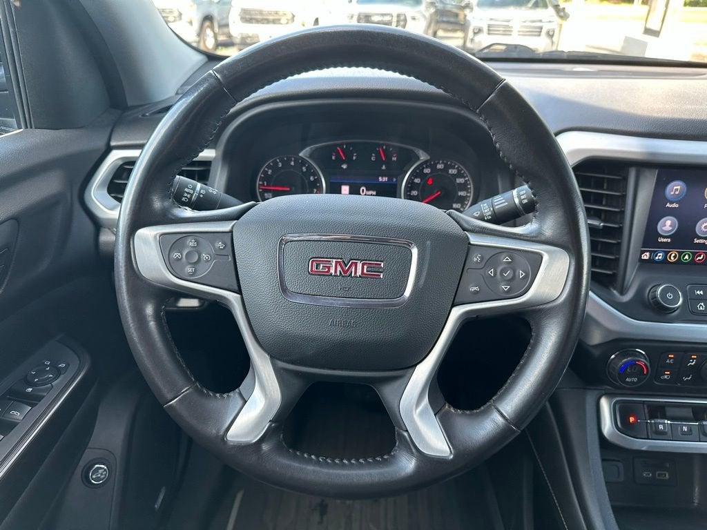 2022 GMC Acadia SLT