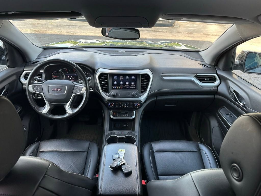 2022 GMC Acadia SLT