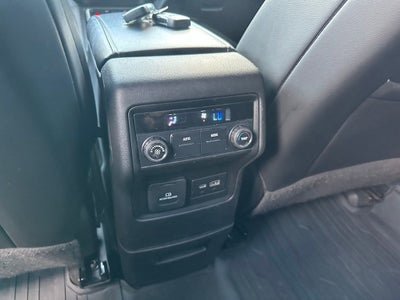 2022 GMC Acadia SLT