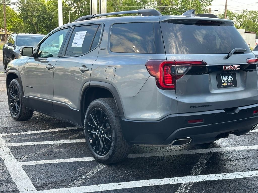 2022 GMC Acadia SLT