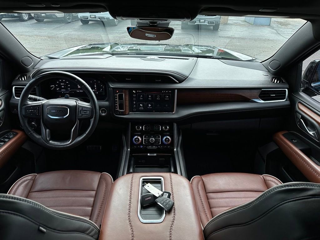 2023 GMC Yukon Denali Ultimate