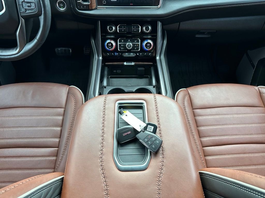 2023 GMC Yukon Denali Ultimate