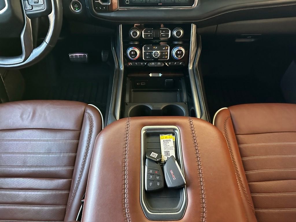 2023 GMC Yukon Denali Ultimate