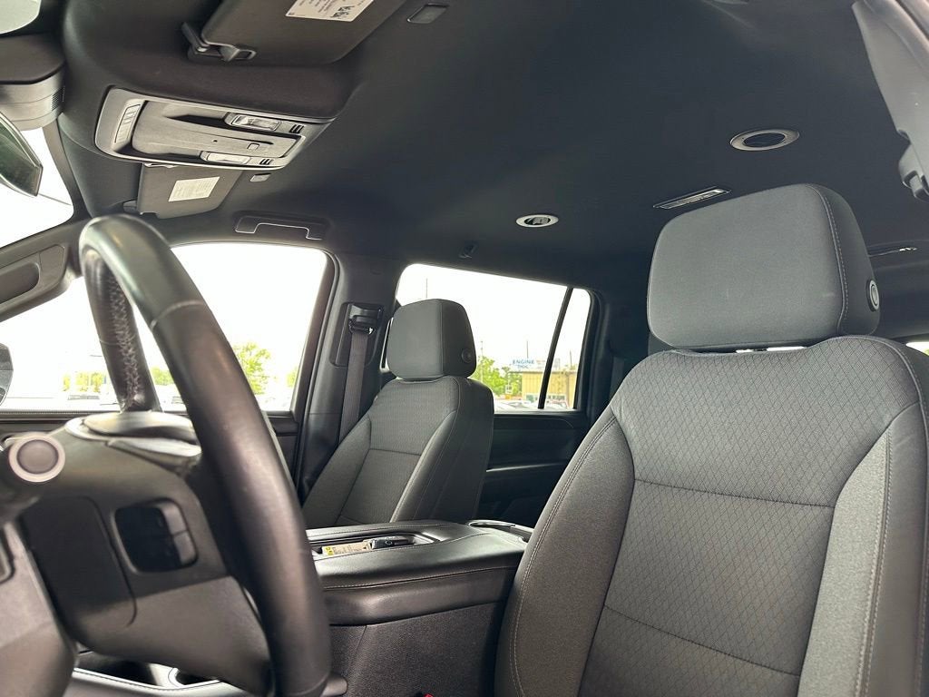 2023 GMC Yukon XL SLE