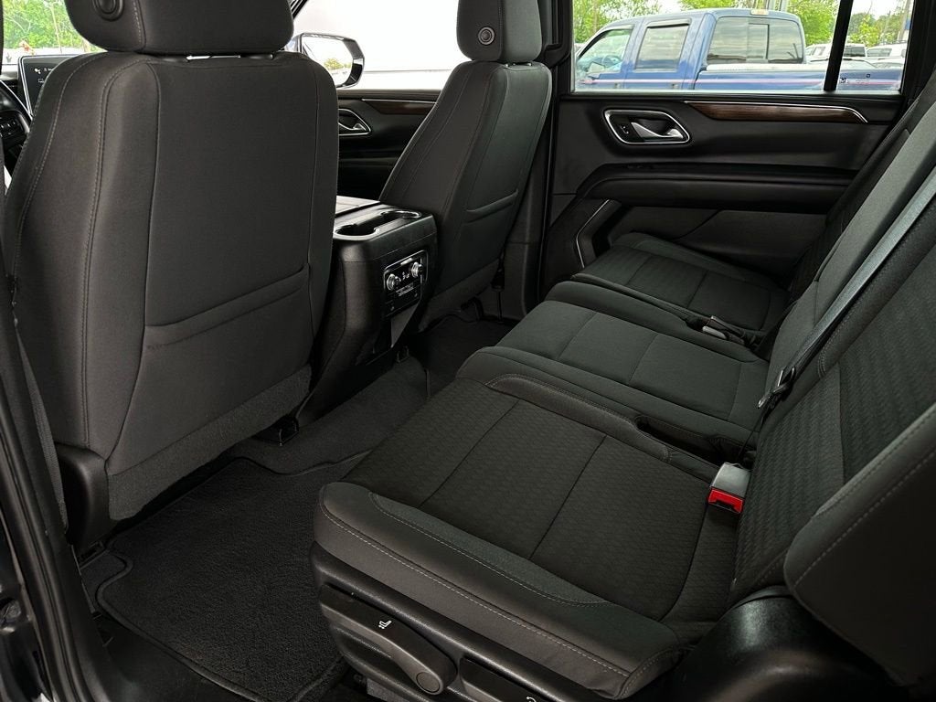 2023 GMC Yukon XL SLE