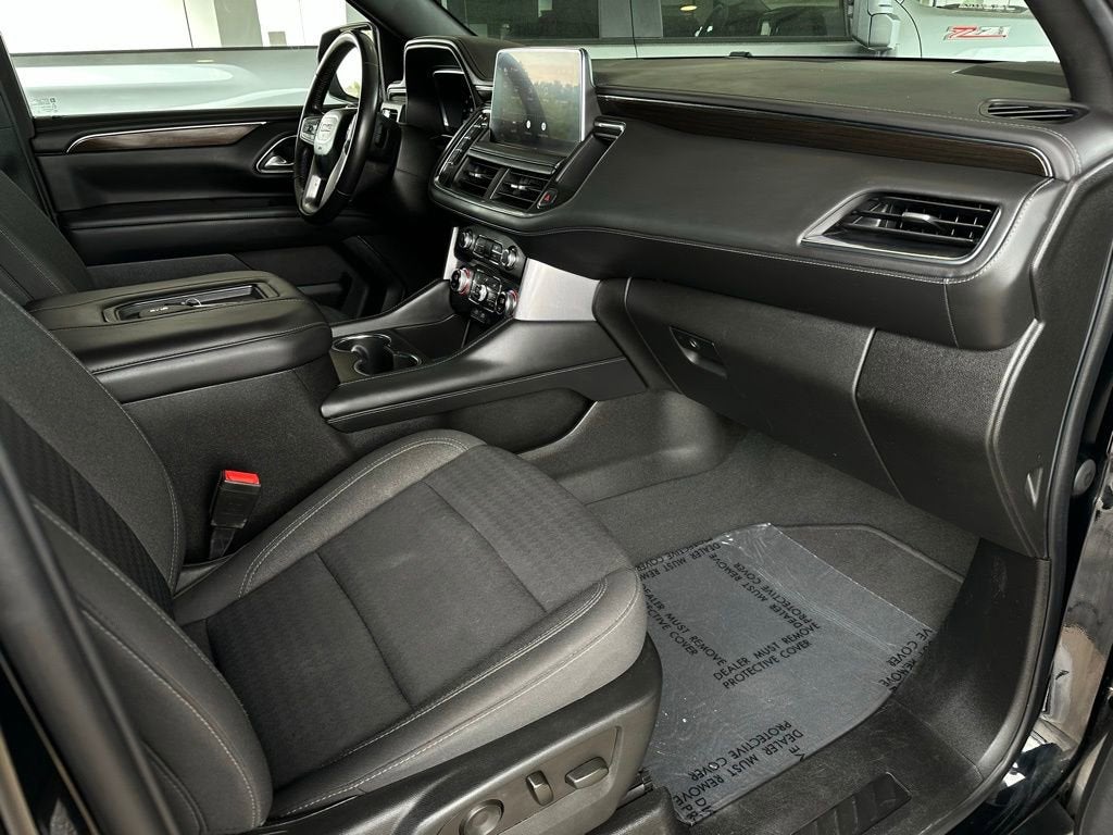 2023 GMC Yukon XL SLE