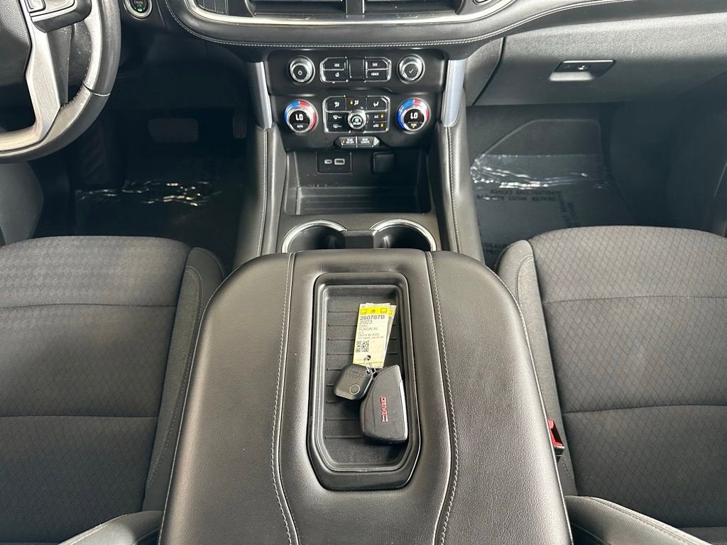 2023 GMC Yukon XL SLE