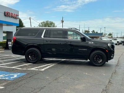 2023 GMC Yukon XL SLE