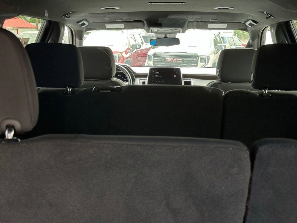 2023 GMC Yukon XL SLE