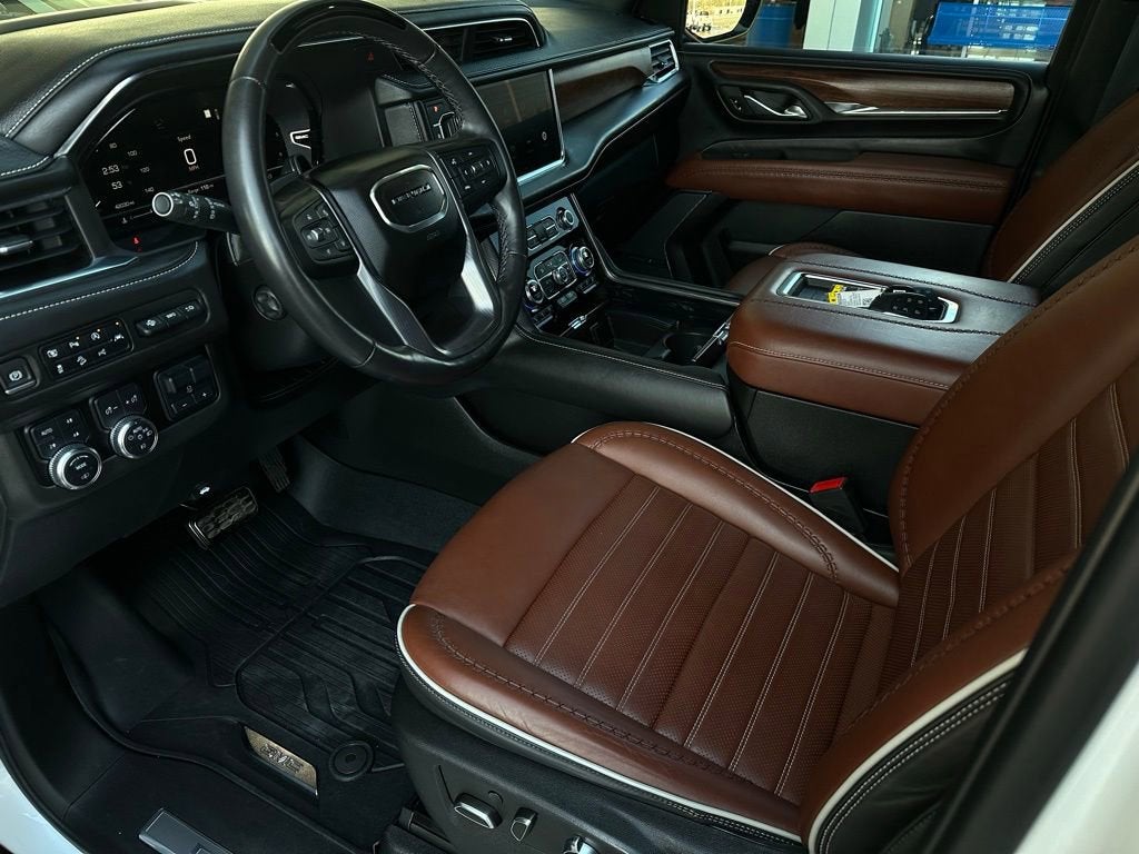 2023 GMC Yukon XL Denali Ultimate