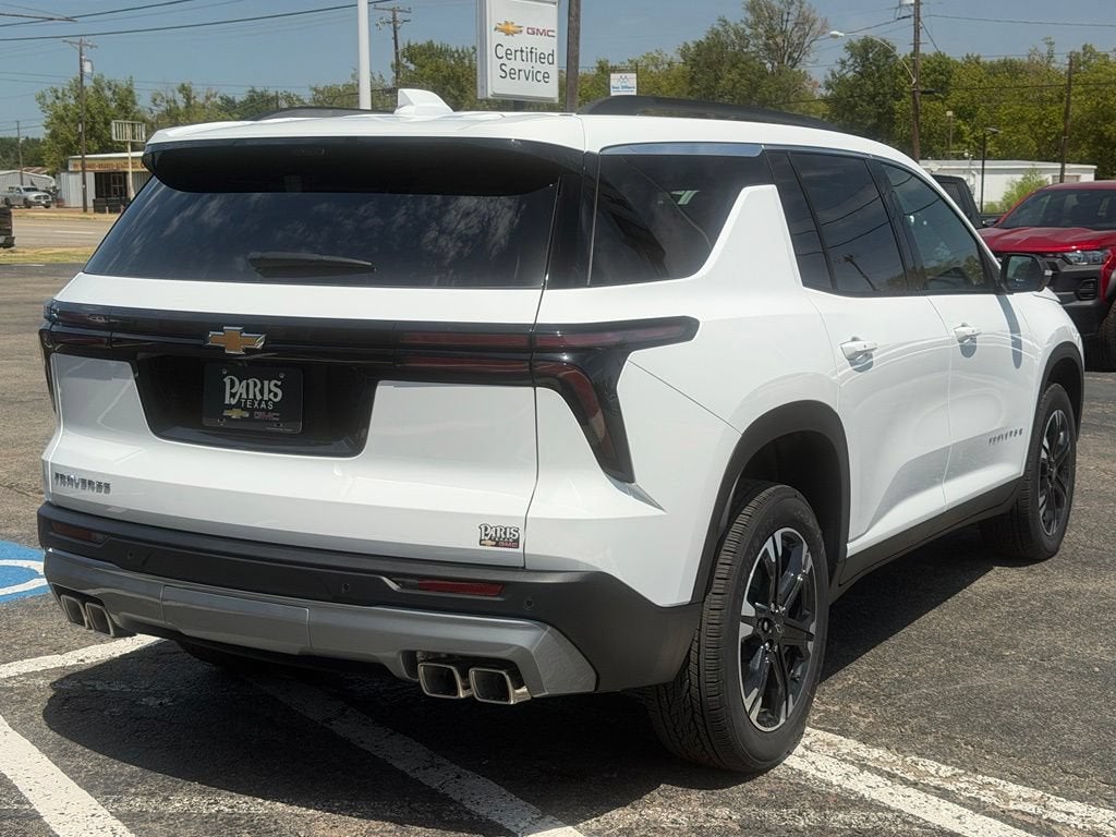 2027 Chevrolet Traverse LT