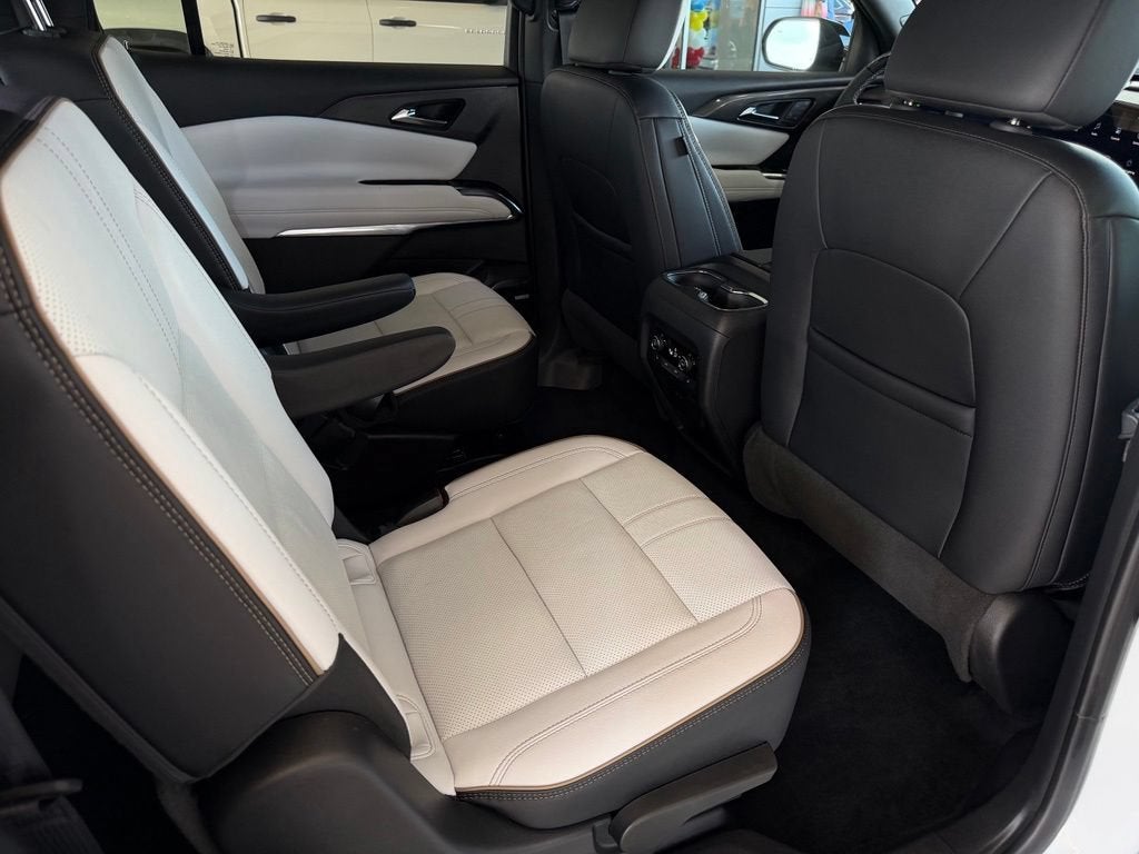 2025 Chevrolet Traverse High Country