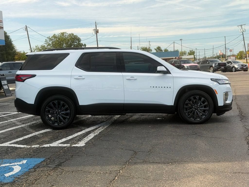 2023 Chevrolet Traverse RS