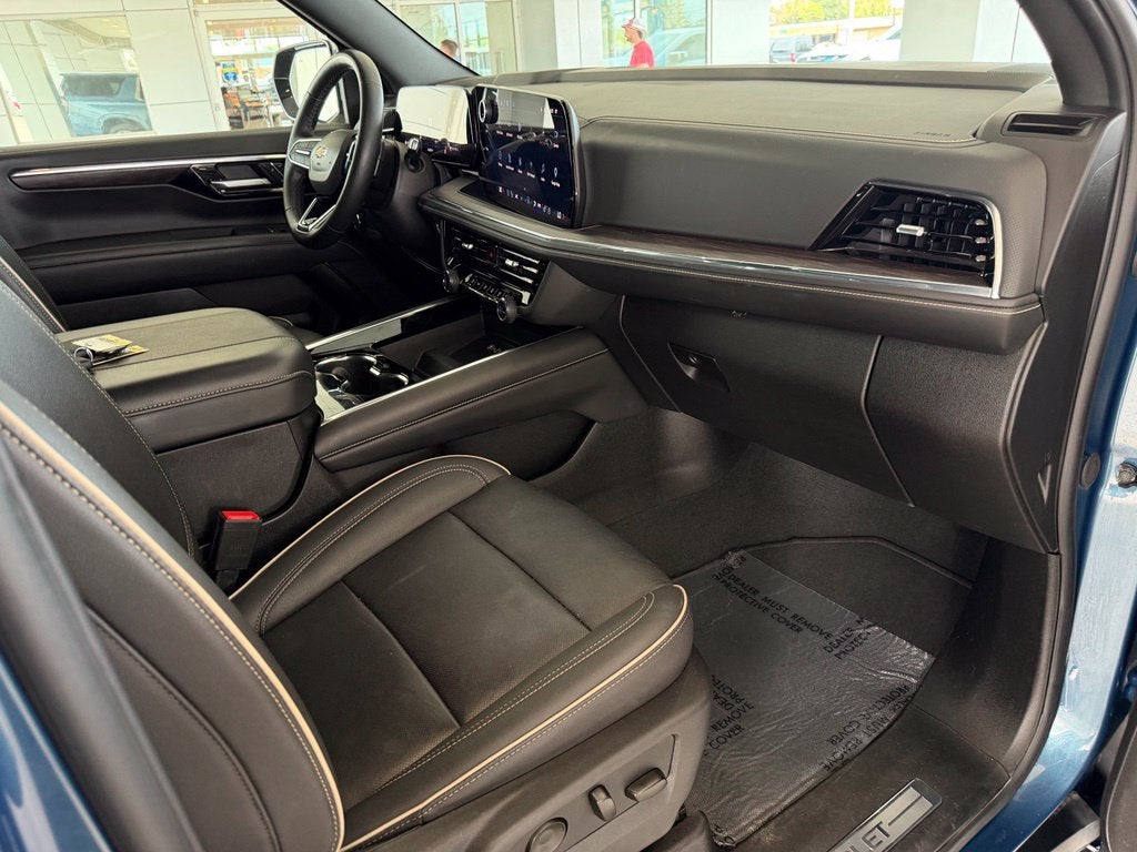2025 Chevrolet Suburban Premier