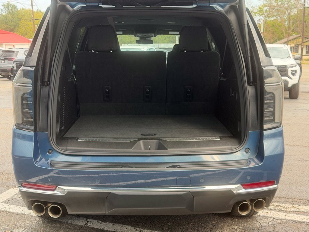 2025 Chevrolet Suburban Premier