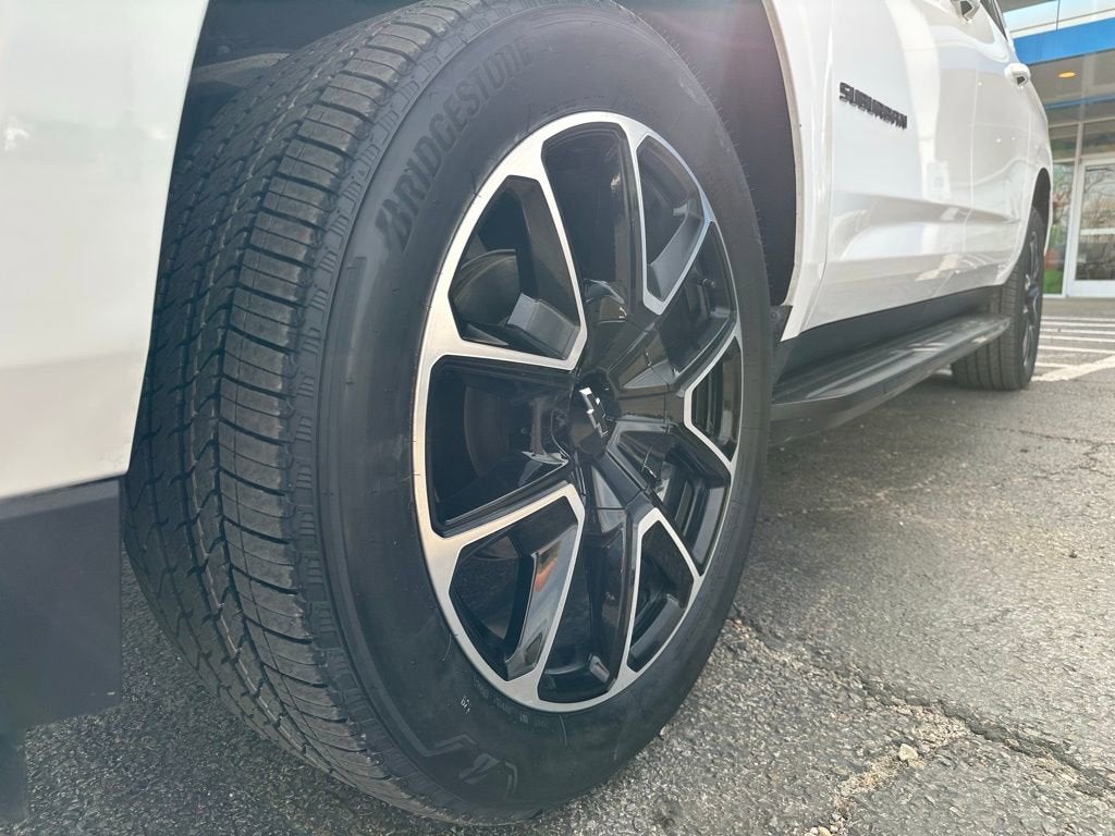 2022 Chevrolet Suburban RST