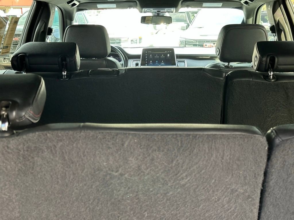 2022 Chevrolet Suburban RST