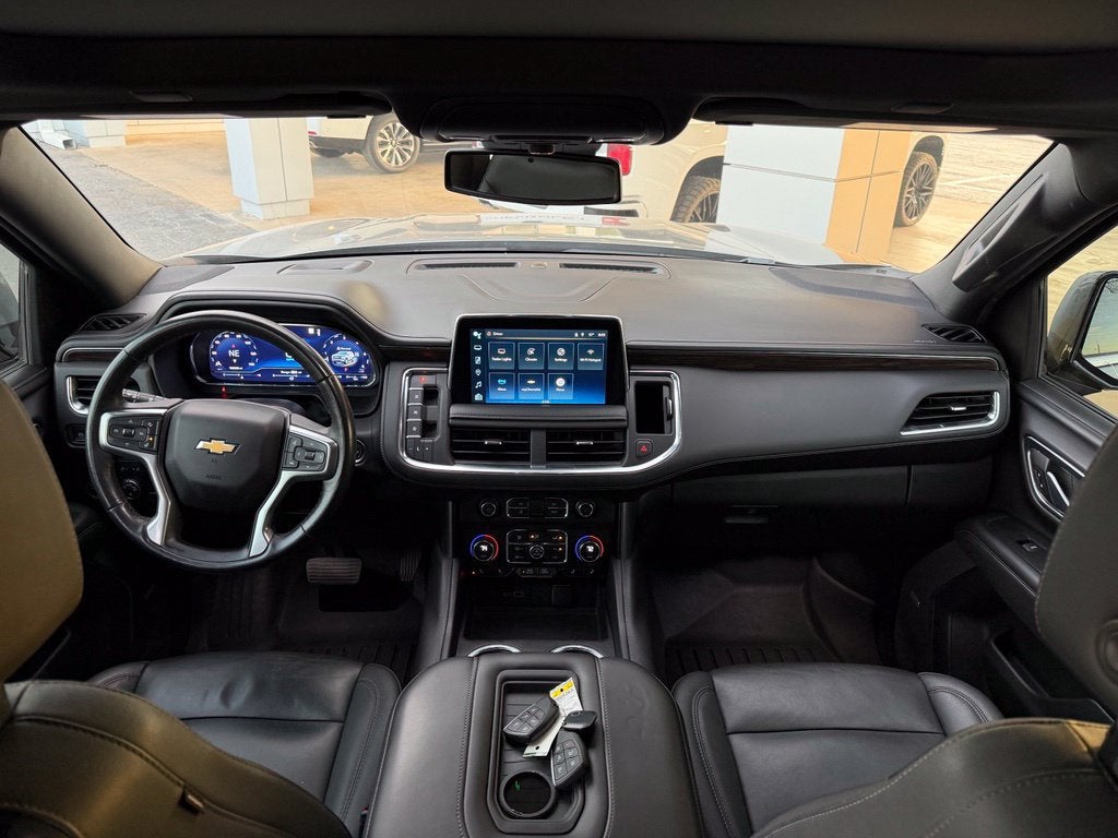 2023 Chevrolet Suburban LT