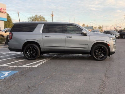 2023 Chevrolet Suburban LT