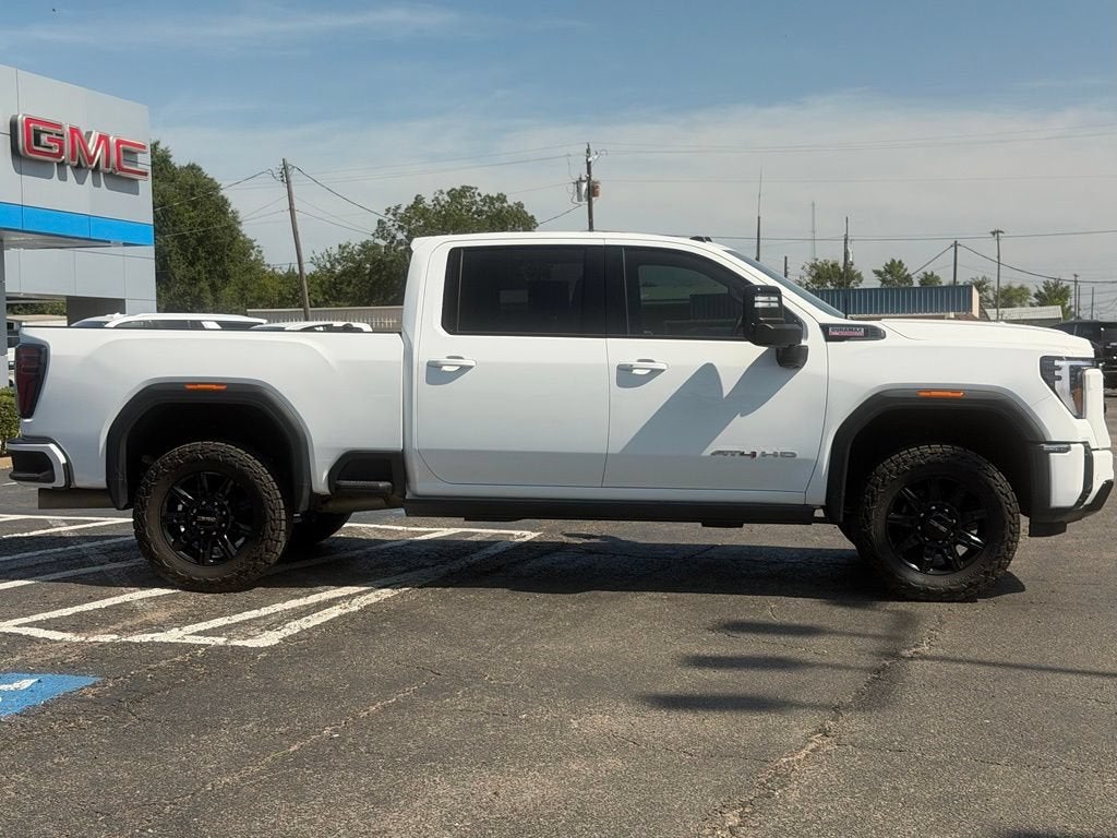 2025 GMC Sierra 2500 HD AT4