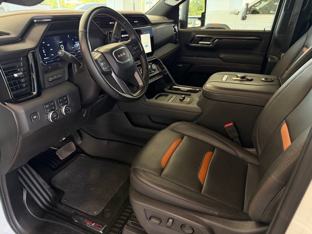2025 GMC Sierra 2500 HD AT4